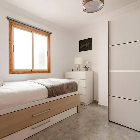 Lovely House In Gran Canaria Next To The Airport 公寓 梅莱纳拉